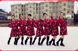 簡單動感原創(chuàng)舞蹈《住在夢里的姑娘》湘湘廣場舞